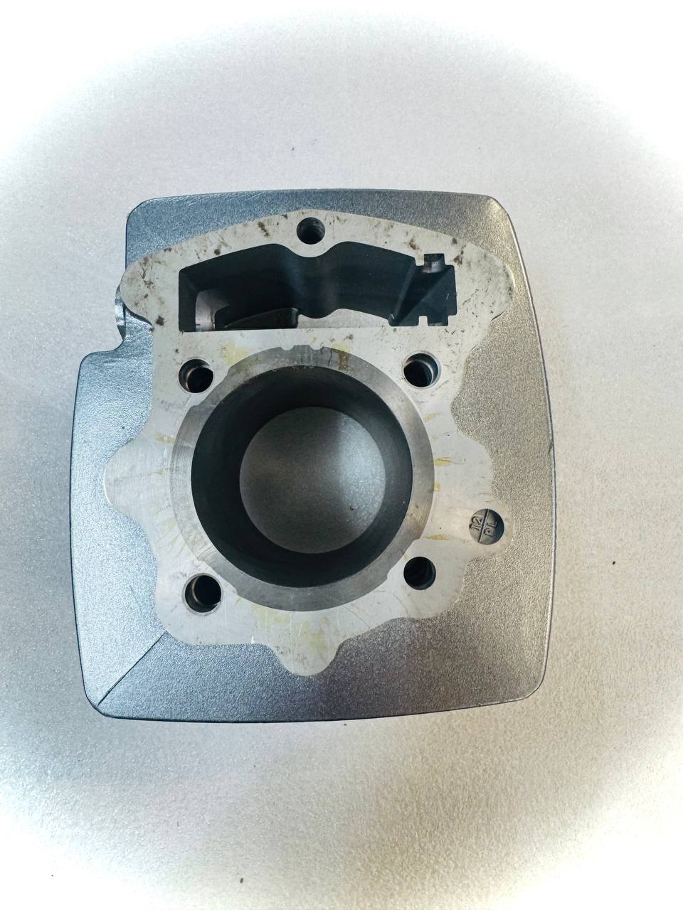سیلندر و پیستون انژکتوری crt